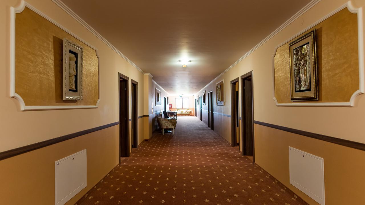 Monte Carlo Reghin Hotel Exterior photo