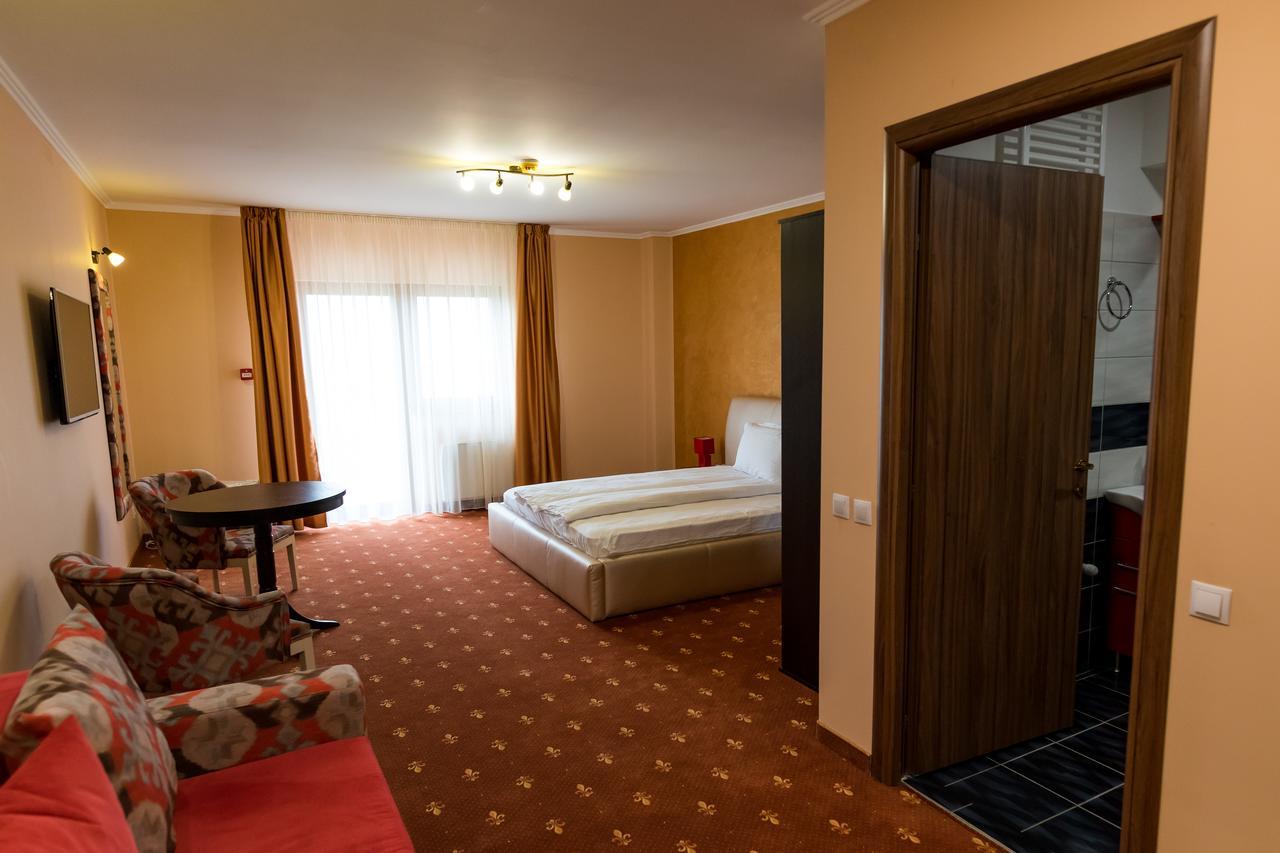 Monte Carlo Reghin Hotel Exterior photo